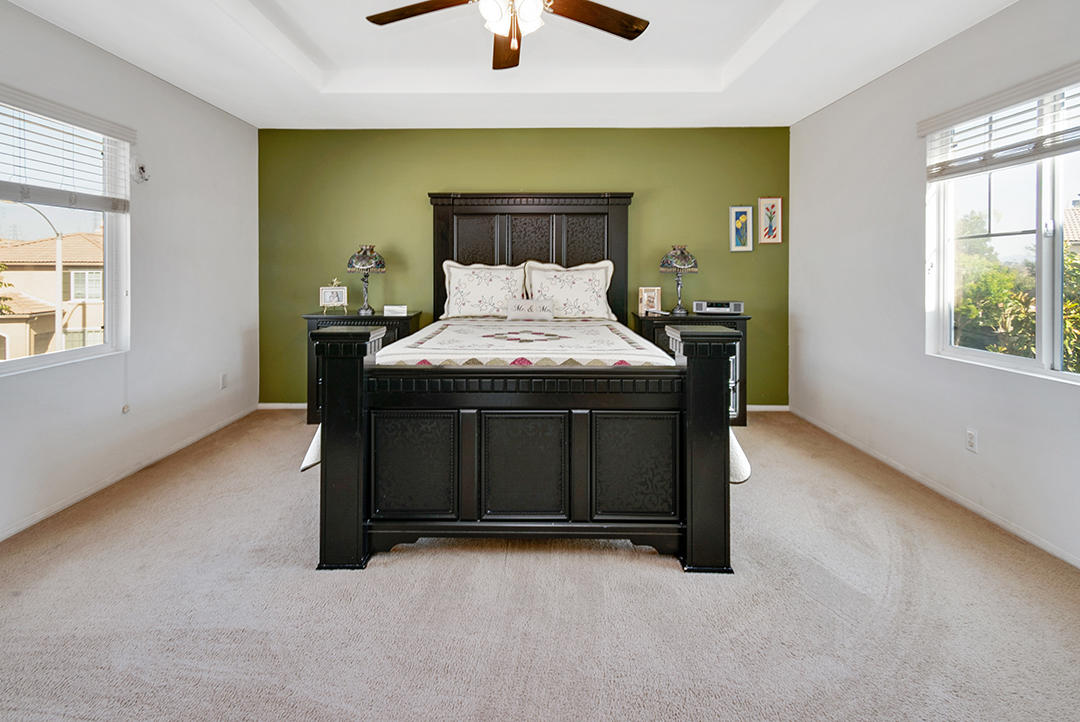 28938 Mirada Circulo Valencia, CA 91354 - Photo 25 of 56 a bed sitting in a room next to a window