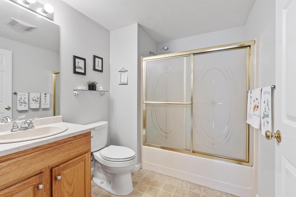 241 Bridle Cross Road, Unit 241 Fitchburg, MA 01420 - Photo 20 of 42