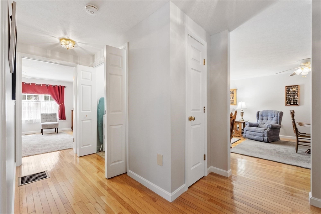 241 Bridle Cross Road, Unit 241 Fitchburg, MA 01420 - Photo 23 of 42