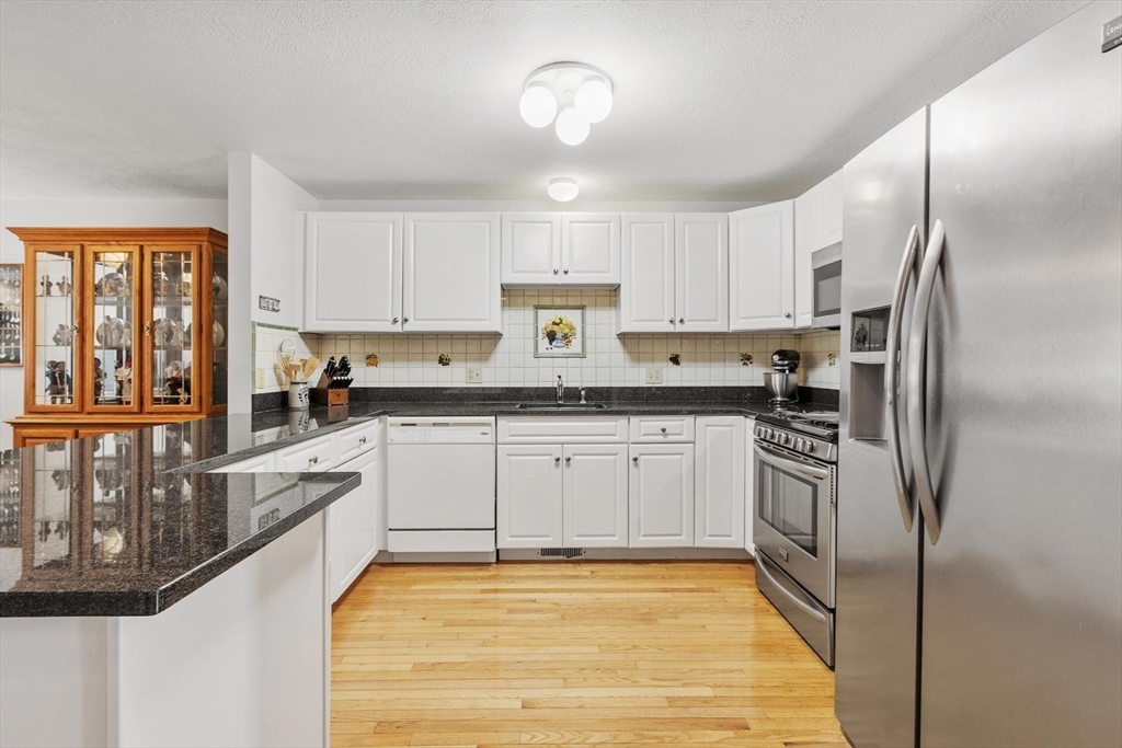 241 Bridle Cross Road, Unit 241 Fitchburg, MA 01420 - Photo 9 of 42