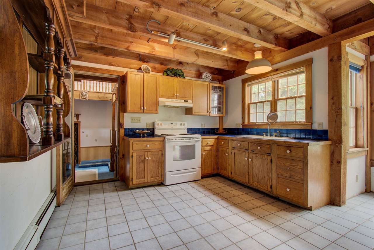 393 Stage Road Nottingham, NH 03291 - Photo 18 of 28 Gallery Image 18