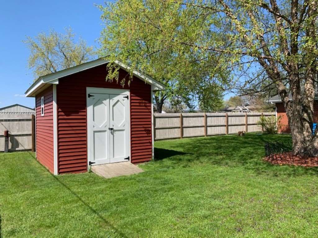 7718 Deerfield Road Loves Park, IL 61111 - Photo 14 of 17 Gallery Image 14