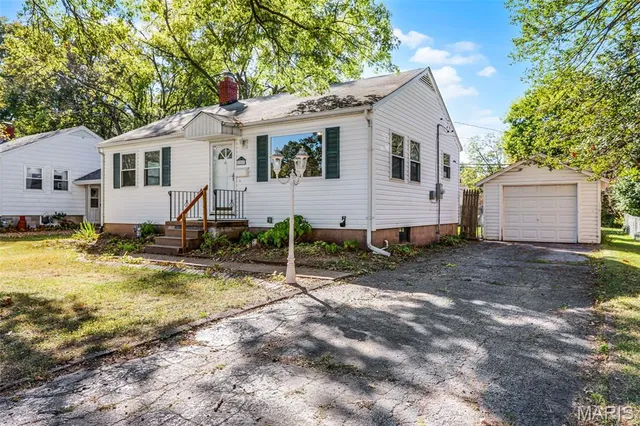 $1,675 | 1217 Grant Drive, Edwardsville, IL 62025