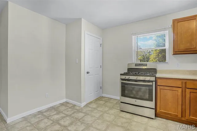 $1,675 | 1217 Grant Drive, Edwardsville, IL 62025