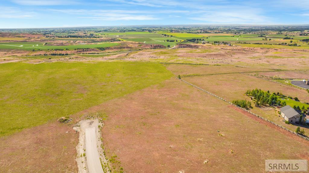 4631 East Cast Iron Road Idaho Falls, ID 83406 - Photo 12 of 18