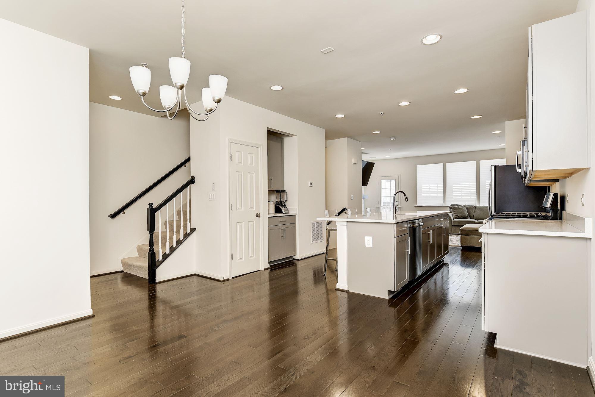 5433 Old Frederick Road Baltimore, MD 21229 - Photo 14 of 29 Breakfast Room | Eat-In Kitchen