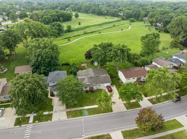$450,000 | 1027 Duxbury Lane, Schaumburg, IL 60193