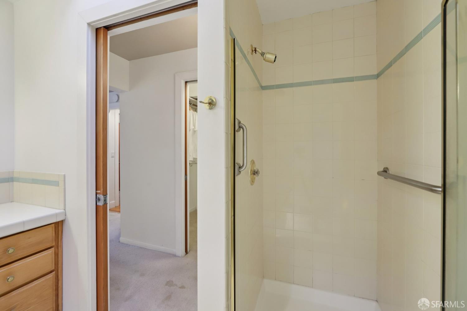 6891 Pinehaven Road Oakland, CA 94611 - Photo 24 of 65