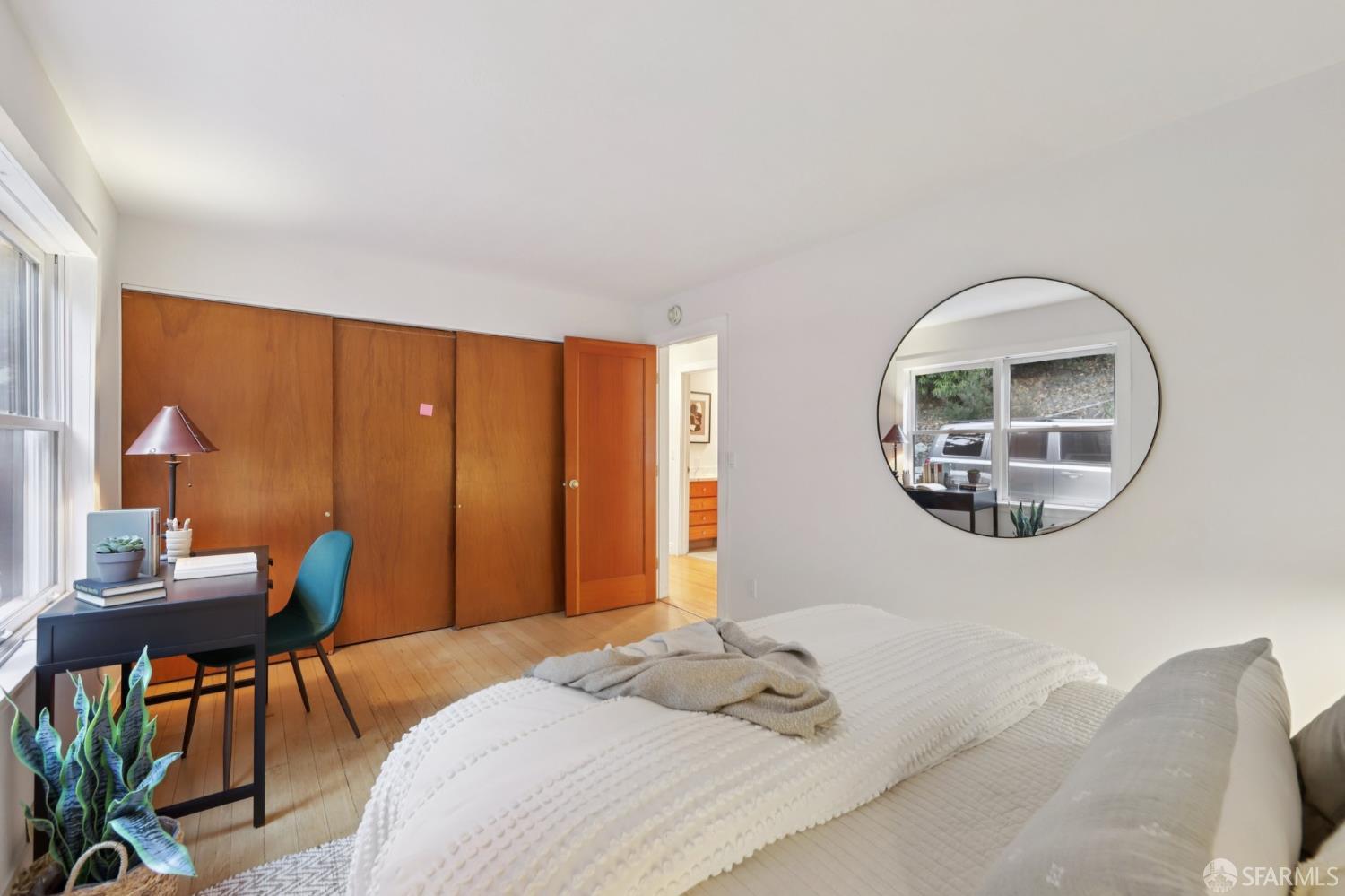 6891 Pinehaven Road Oakland, CA 94611 - Photo 26 of 65