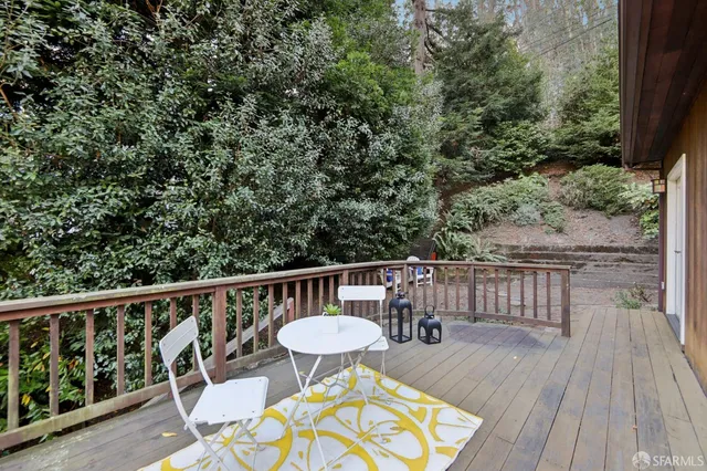 $1,095,000 | 6891 Pinehaven Road, Oakland, CA 94611