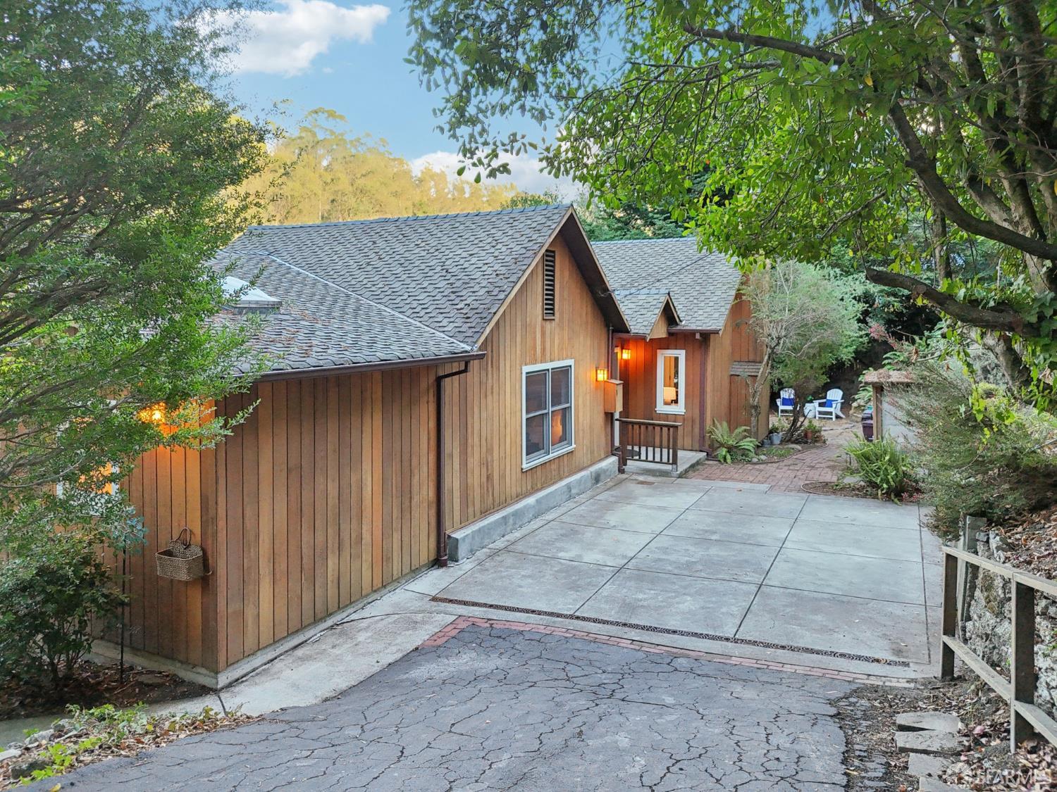 6891 Pinehaven Road Oakland, CA 94611 - Photo 45 of 65