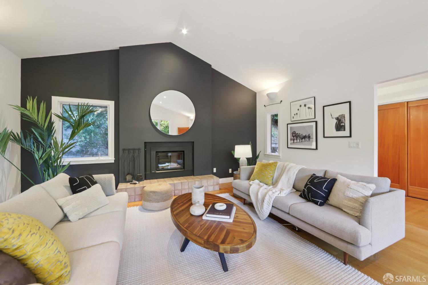 6891 Pinehaven Road Oakland, CA 94611 - Photo 6 of 65