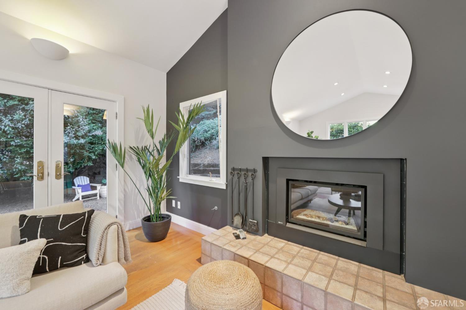 6891 Pinehaven Road Oakland, CA 94611 - Photo 7 of 65