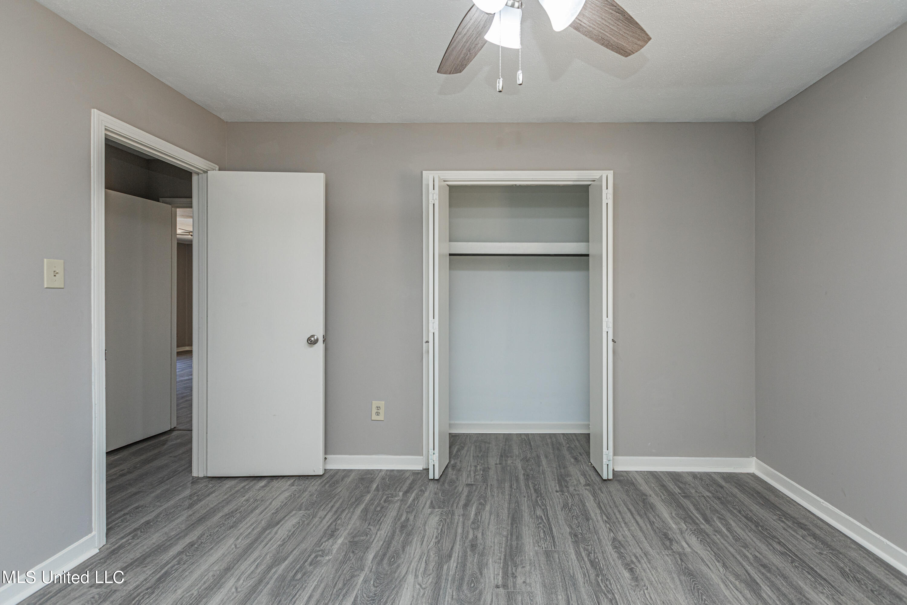 1921 Springridge Drive Jackson, MS 39211 - Photo 24 of 39 E38C9A27-F7B0-4D5B-89B4-399A166DCF0B