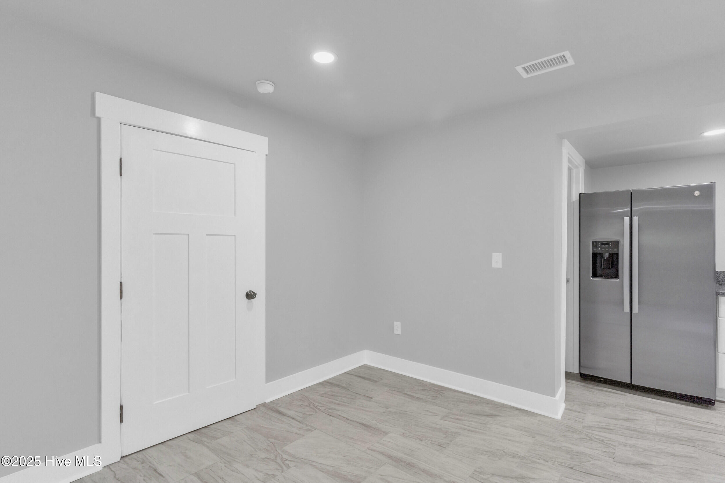 17 Burton Road Southport, NC 28461 - Photo 11 of 34 11_17burtonrd00011