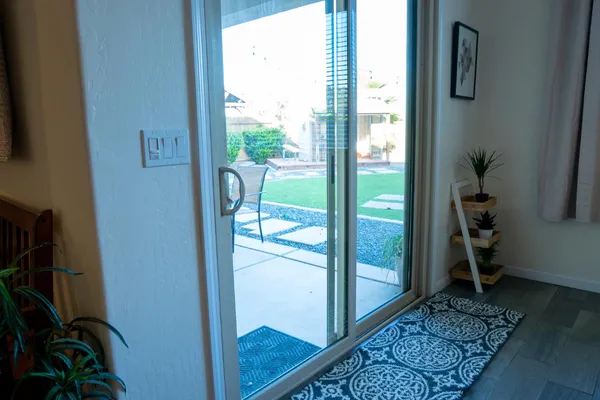 $515,000 | 470 Daphne Lane, Lemoore, CA 93245