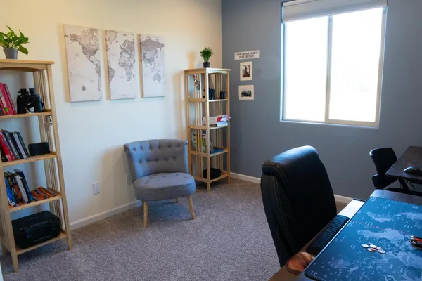 $515,000 | 470 Daphne Lane, Lemoore, CA 93245