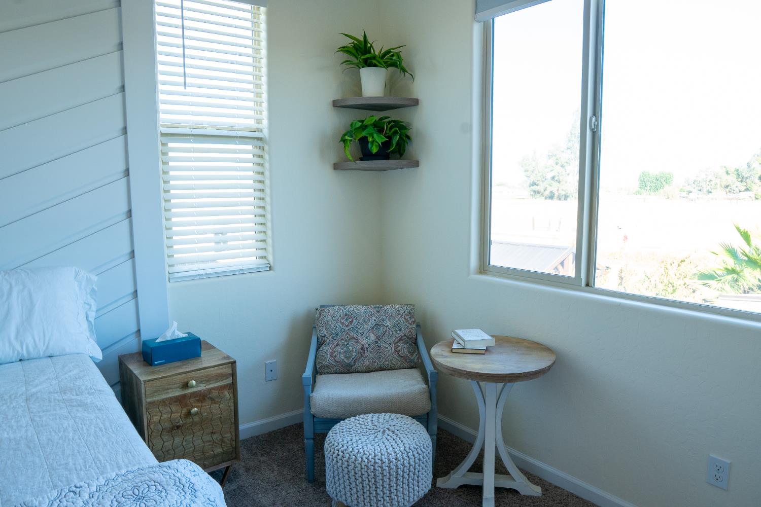 470 Daphne Lane Lemoore, CA 93245 - Photo 48 of 86 a living room with furniture and a window