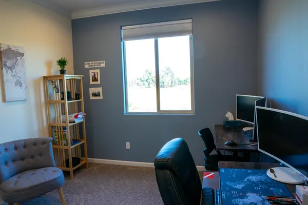 $515,000 | 470 Daphne Lane, Lemoore, CA 93245