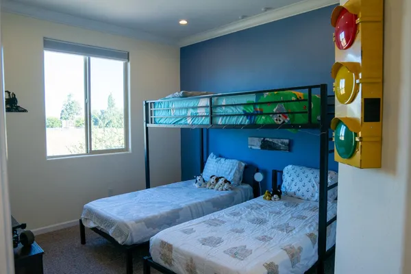 $515,000 | 470 Daphne Lane, Lemoore, CA 93245