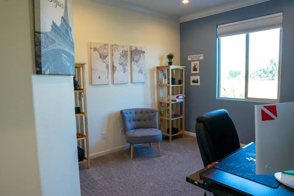 $515,000 | 470 Daphne Lane, Lemoore, CA 93245