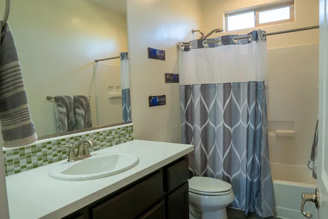 $550,000 | 470 Daphne Lane, Lemoore, CA 93245