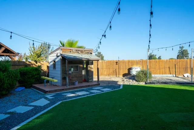 $550,000 | 470 Daphne Lane, Lemoore, CA 93245