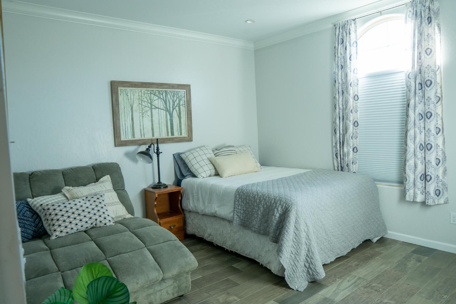 470 Daphne Lane Lemoore, CA 93245 - Photo 85 of 86 a bedroom with a bed and a window