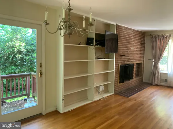 $4,490 | 6327 Tone Court, Bethesda, MD 20817
