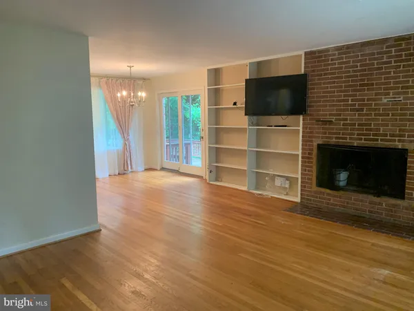 $4,490 | 6327 Tone Court, Bethesda, MD 20817