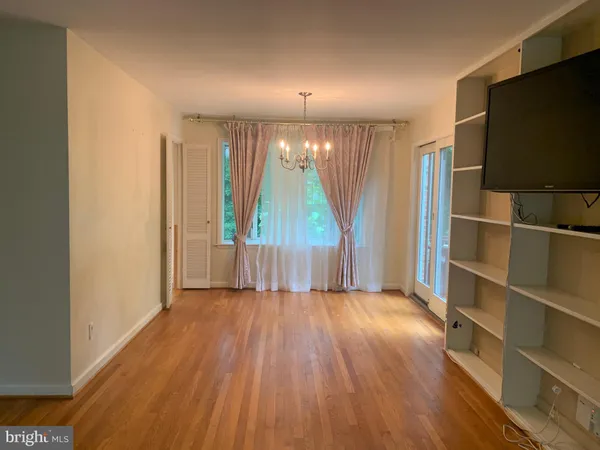 $4,490 | 6327 Tone Court, Bethesda, MD 20817