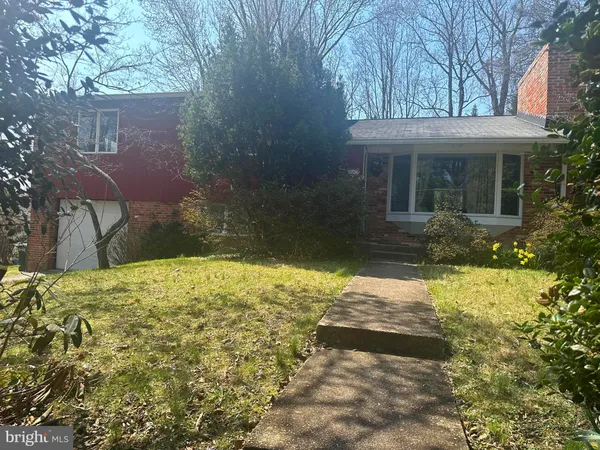 $4,490 | 6327 Tone Court, Bethesda, MD 20817