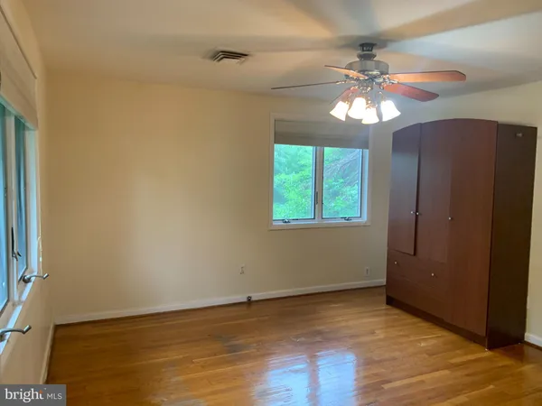 $4,490 | 6327 Tone Court, Bethesda, MD 20817