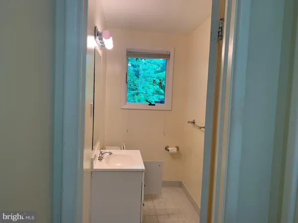 $4,490 | 6327 Tone Court, Bethesda, MD 20817