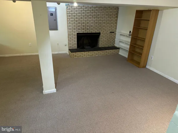 $4,490 | 6327 Tone Court, Bethesda, MD 20817