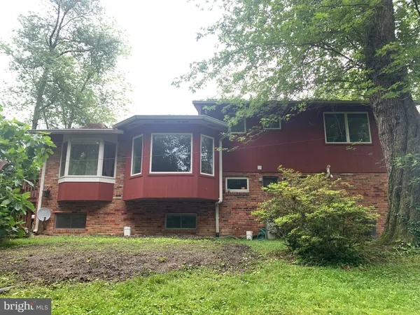 $4,490 | 6327 Tone Court, Bethesda, MD 20817