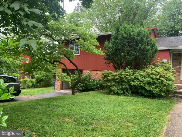 $4,490 | 6327 Tone Court, Bethesda, MD 20817