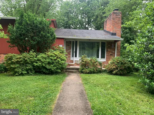 $4,490 | 6327 Tone Court, Bethesda, MD 20817