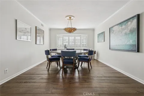 $2,499,000 | 15815 Castlewoods Drive, Sherman Oaks, CA 91403