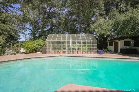 $2,499,000 | 15815 Castlewoods Drive, Sherman Oaks, CA 91403