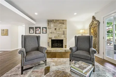 $2,499,000 | 15815 Castlewoods Drive, Sherman Oaks, CA 91403