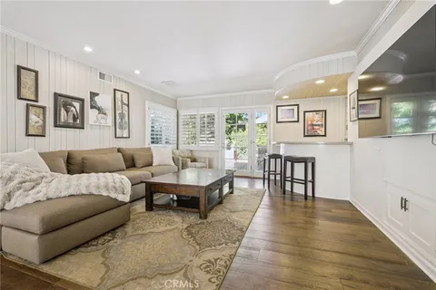 $2,499,000 | 15815 Castlewoods Drive, Sherman Oaks, CA 91403
