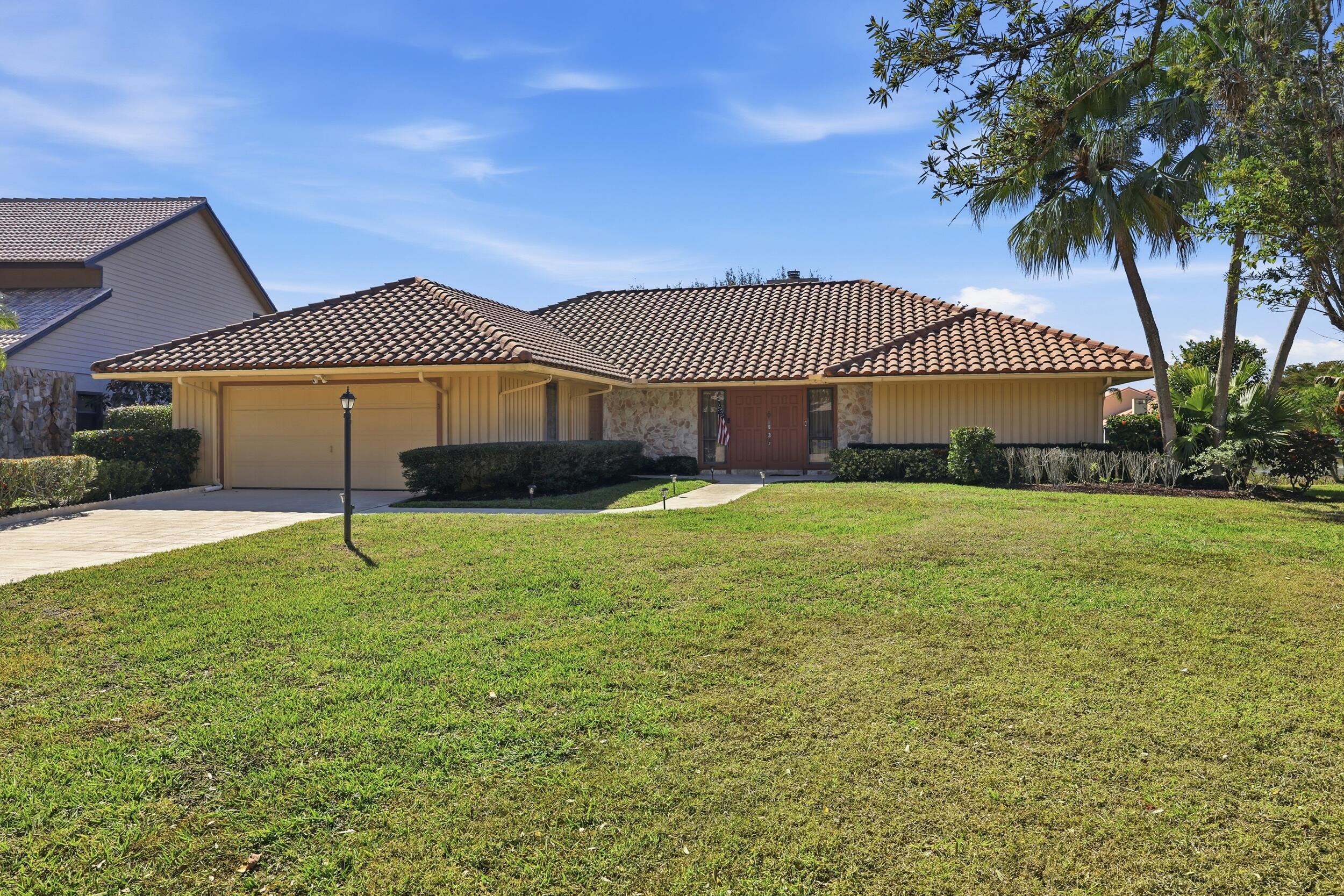 3 Old Fence Road Palm Beach Gardens, FL 33418 - Photo 1 of 23 1_8p3a0207