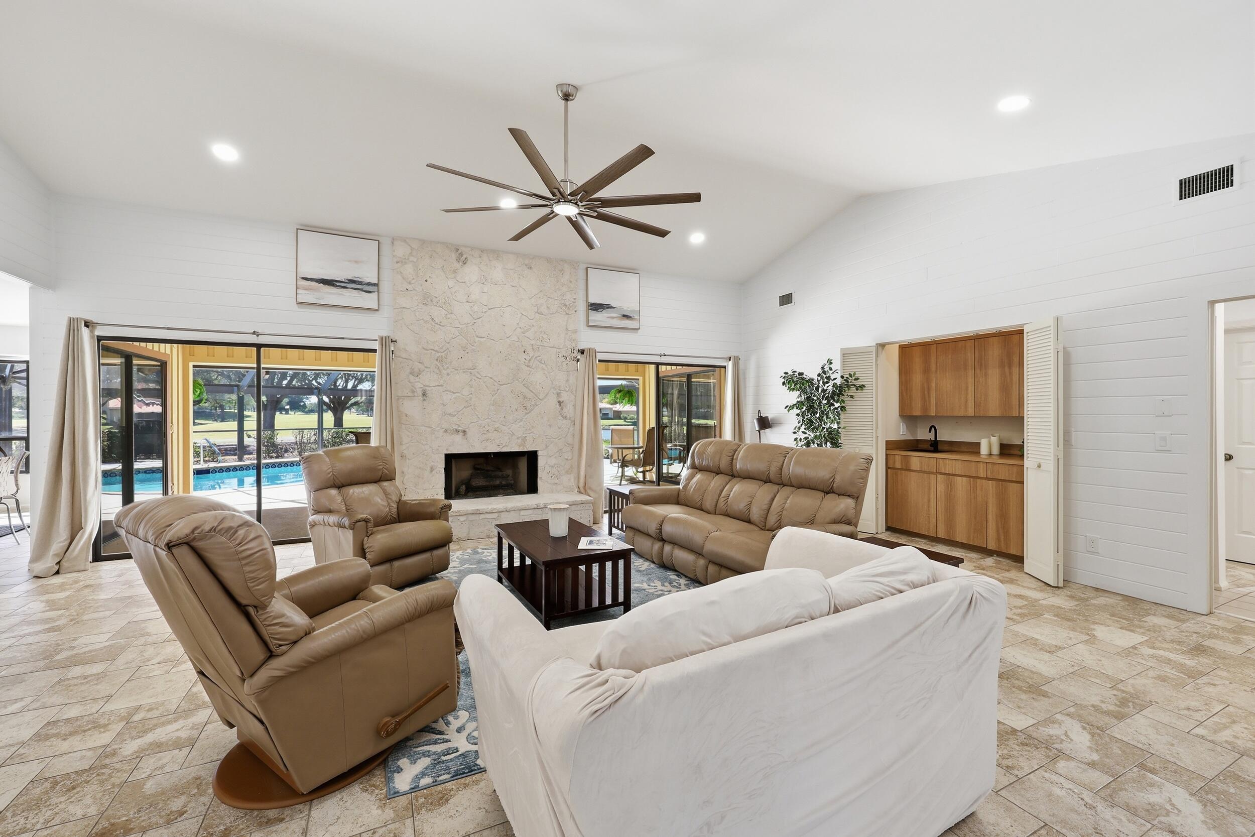 3 Old Fence Road Palm Beach Gardens, FL 33418 - Photo 2 of 23 5_8p3a0337