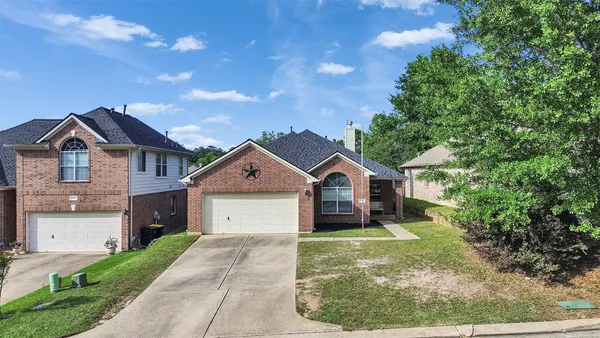$255,000 | 2310 Highland Crossing Drive, Conroe, TX 77304