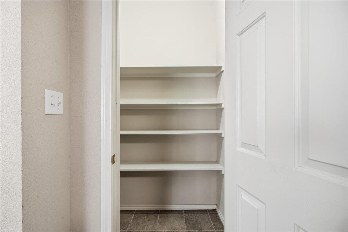 2217 14th Street Lubbock, TX 79401 - Photo 14 of 30 12-nmjr-12