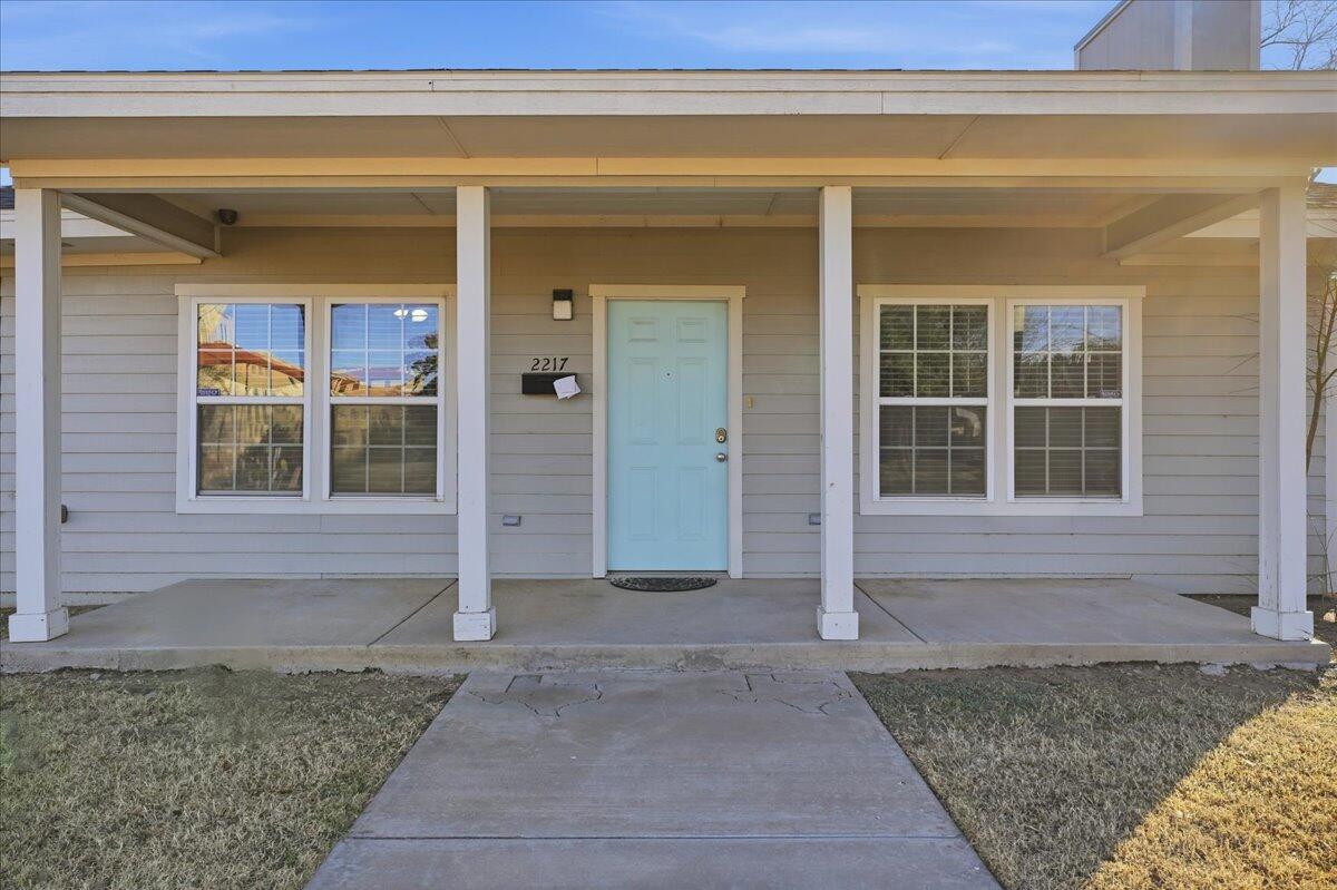 2217 14th Street Lubbock, TX 79401 - Photo 3 of 30 03-nmjr-3