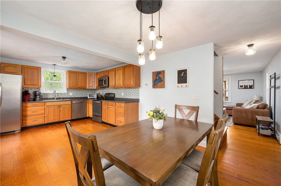 17 Marques Street Cumberland, RI 02864 - Photo 3 of 25