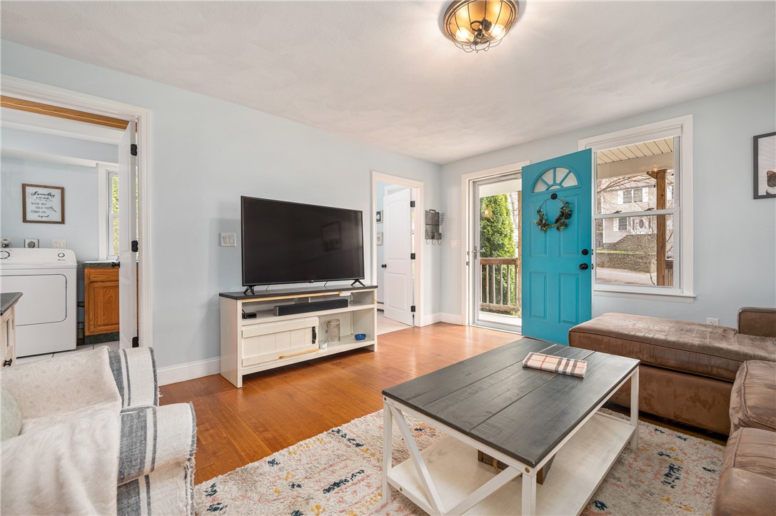 17 Marques Street Cumberland, RI 02864 - Photo 10 of 25