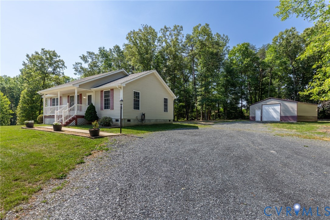 115 Windsor Place Buckingham, VA 23921 - Photo 4 of 38